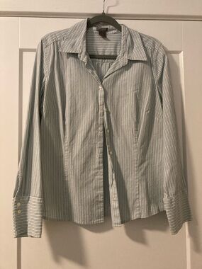 Ann Taylor Women’s White and Light Blue Pinstripe Dress Shirt
